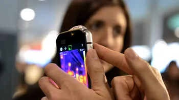 CAT S60: Telefonul ultrarezistent care ”vede” căldura, prezentat la MWC