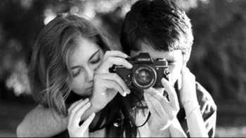 Cadouri de Valentine's Day la reducere pentru cei care iubesc fotografia