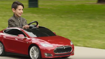 Tesla Model S pentru copii este cadoul perfect pentru ecologiști