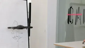 Această dronă îți transformă mâzgăliturile în opere de artă