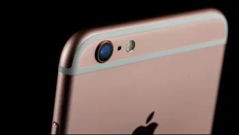 De ce Apple încă mai produce iPhone-uri de 16GB