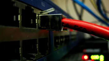 Zeci de milioane de routere, vulnerabile în fața atacatorilor