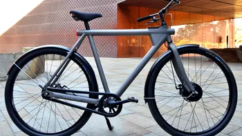 Această bicicletă electrică poate fi controlată prin internet