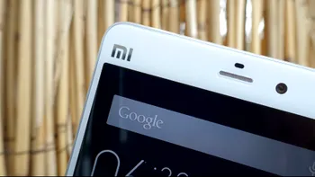 Chinezii au de gând să lanseze un telefon cu un ecran uriaș