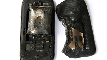 A mai explodat un model de telefon Samsung și era să facă victime