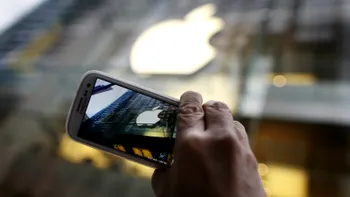 Samsung râde din nou de Apple într-o reclamă, dar nu-i iese