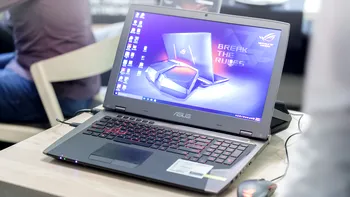 Dacă îți cumperi acest laptop ASUS ROG, pleci garantat într-o vacanță în Europa