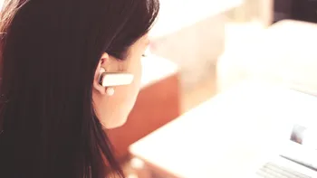 Cum înregistrezi pe iPhone folosind un microfon Bluetooth