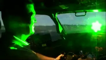 Un laser de buzunar l-a trimis la închisoare pentru șase luni de zile