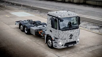 Primul camion electric din lume a fost dezvăluit de Mercedes-Benz
