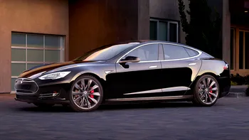 Noul Tesla Model S P100D este cea mai rapidă mașină disponibilă pe piață