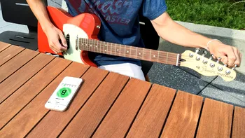 Fender te ajută să-ți acordezi chitara gratuit cu o nouă aplicație