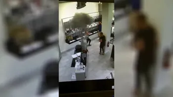 Și țigările electronice explodează, nu doar telefoanele [VIDEO]