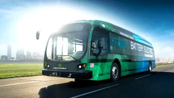 Țara care vrea pe străzi un autobuz electric care se conduce singur