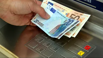 Un hacker român a fost arestat pentru că ar fi furat milioane din ATM-uri londoneze