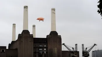 Noul sediu Apple e o ironie pe care doar fanii Pink Floyd o vor înțelege