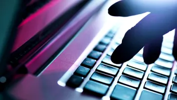 Cum au reușit hackerii ruși să fure parolele oficialilor americani