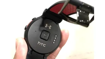 Primul smartwatch HTC cu Android Wear e mai aproape de realitate
