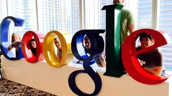 Istoria Google: 15 fotografii care îți arată cum s-a născut și cum a evoluat gigantul online