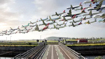 Cum arată 8 ore de trafic aerian surprinse într-o singură imagine