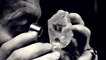 Dioxidul de carbon, transformat în diamante. Procesul uimitor care luptă cu poluarea