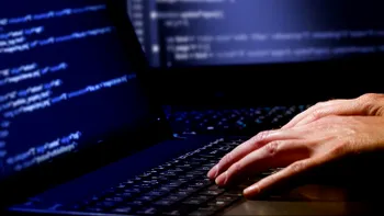 Hackerii atacă o bancă dintr-o țară europeană și șantajează clienții