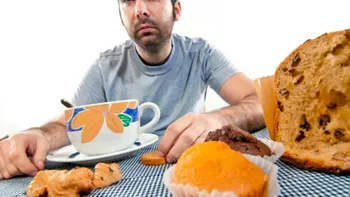 Lipsa de somn te face să mănânci mai mult a doua zi