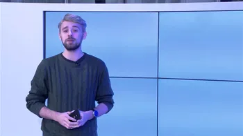 Playtech News Bytes: Moto Z, hoțul blocat în mașină și tinerețea veșnică