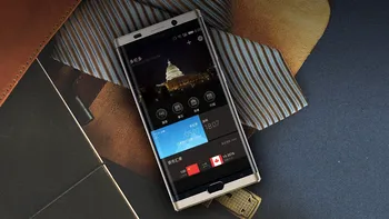Gionee M2017 este un smartphone de lux care arată bine
