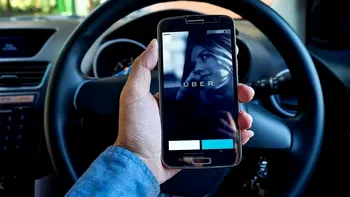 Sfaturi de la Uber: cum eviți situațiile neplăcute și tarifele mărite de Anul Nou