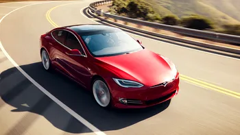 Tesla Model S depășește un nou record de viteză