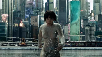 Ghost in the Shell - Hipertehnologizarea ne aruncă într-o distopie [PLAYFILM]
