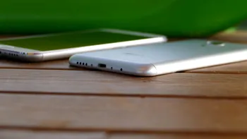 Reduceri eMAG: Lichidări de stoc la telefoane