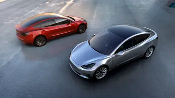 Tesla își continuă ascensiunea și promite să ne uimească cu Model 3