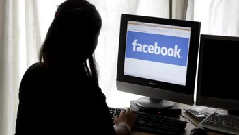 Facebook, acuzată că ”vinde” emoțiile minorilor agențiilor de publicitate