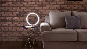 General Electric a anunțat o lampă futuristă cu suport de comenzi vocale prin Alexa