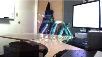 Microsoft îți va transforma ochelarii în ecrane holografice