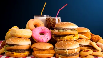 Care este legătura între mâncarea nesănătoasă și consumul de droguri