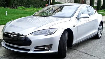 Elon Musk crede că Tesla este supraevaluată
