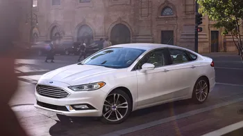 Ford cu... surprize: Ce au găsit polițiștii în autoturismele Fusion din SUA