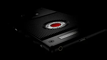 Hydrogen One este primul smartphone modular cu ecran holografic