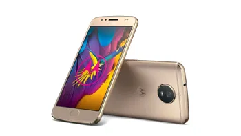Moto G5S Plus arată bine și vine la pachet cu tot ce trebuie