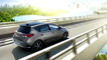 Toyota lansează în România o versiune specială de Auris Hybrid