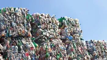 Plasticul reinventat ar putea spori autonomia mașinii tale
