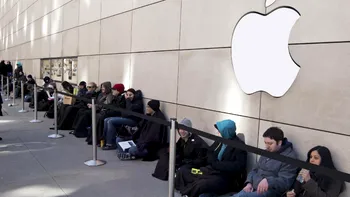 S-a dat drumul la coada pentru iPhone 8 și iPhone X