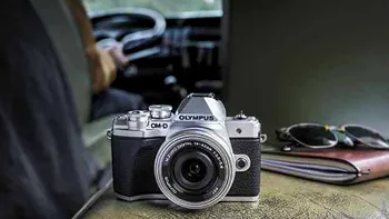 Olympus a anunțat noul OM-D E-M10, un mirrorless 