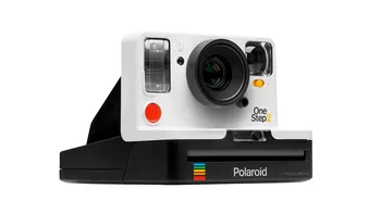 Polaroid ar putea reveni la glorie mulțumită Impossible Project