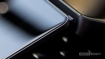 Telefonul pliabil de la ZTE primește aprobare să fie vândut