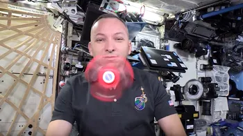 Ce se întâmplă cu un fidget spinner folosit de astronauți în spațiu