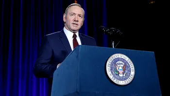 Kevin Spacey, în cel mai ciudat video: Frank Underwood revine și te lasă cu o groază de întrebări